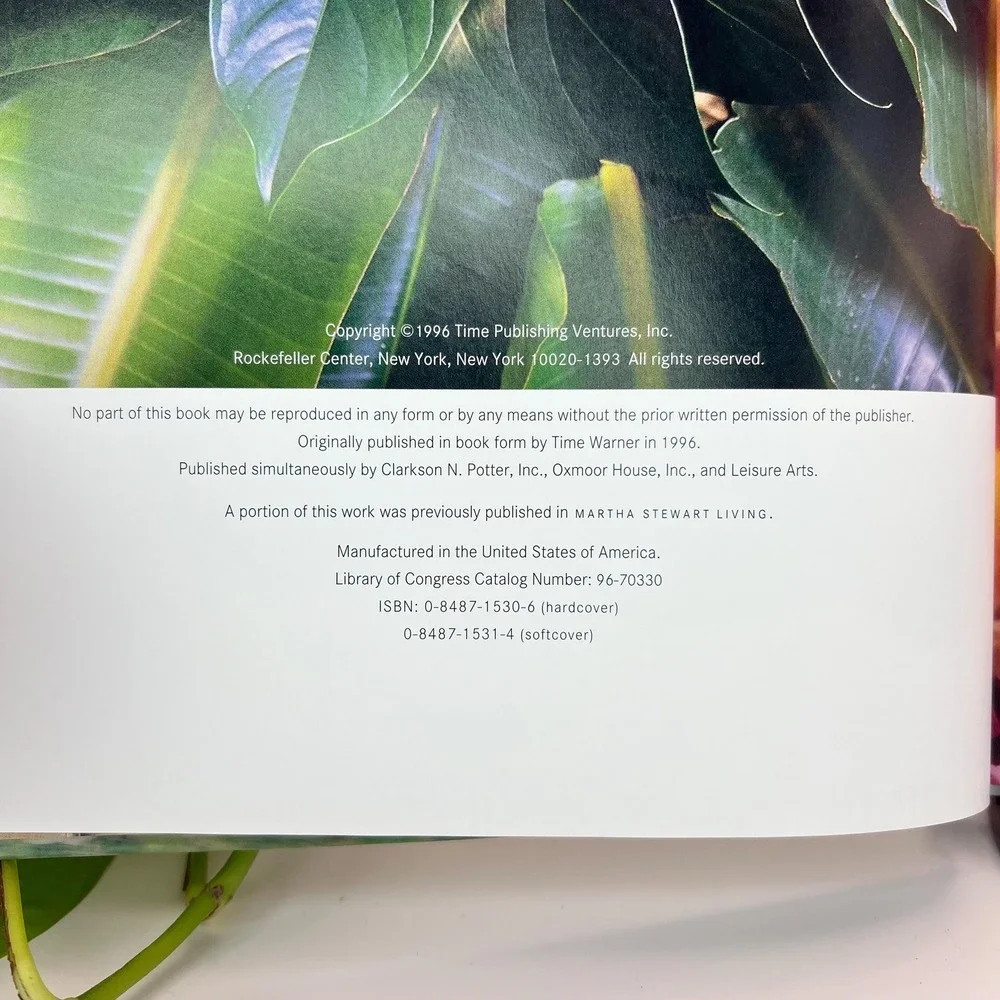 Great American Wreaths Martha Stewart Living Hardcover Craft Book